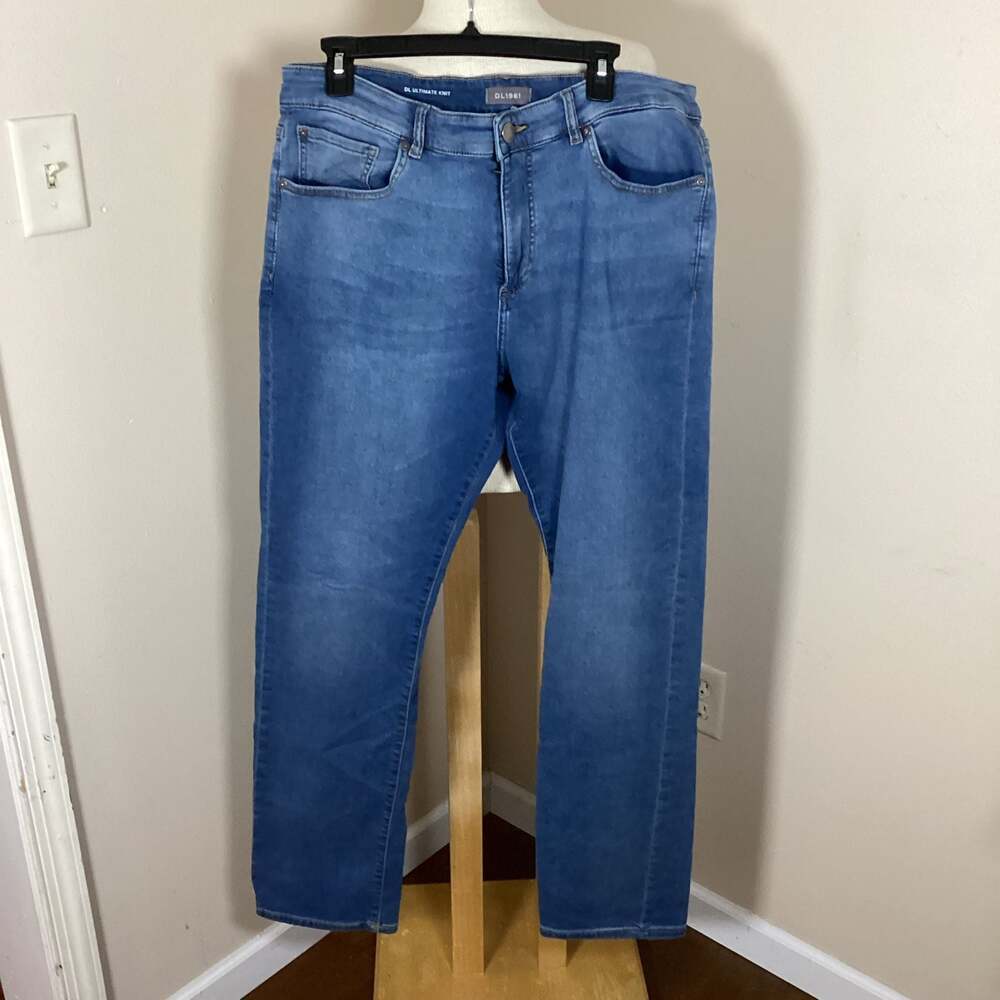 DL1961 Ultimate Knit Slim Straight Jeans Size 36x34